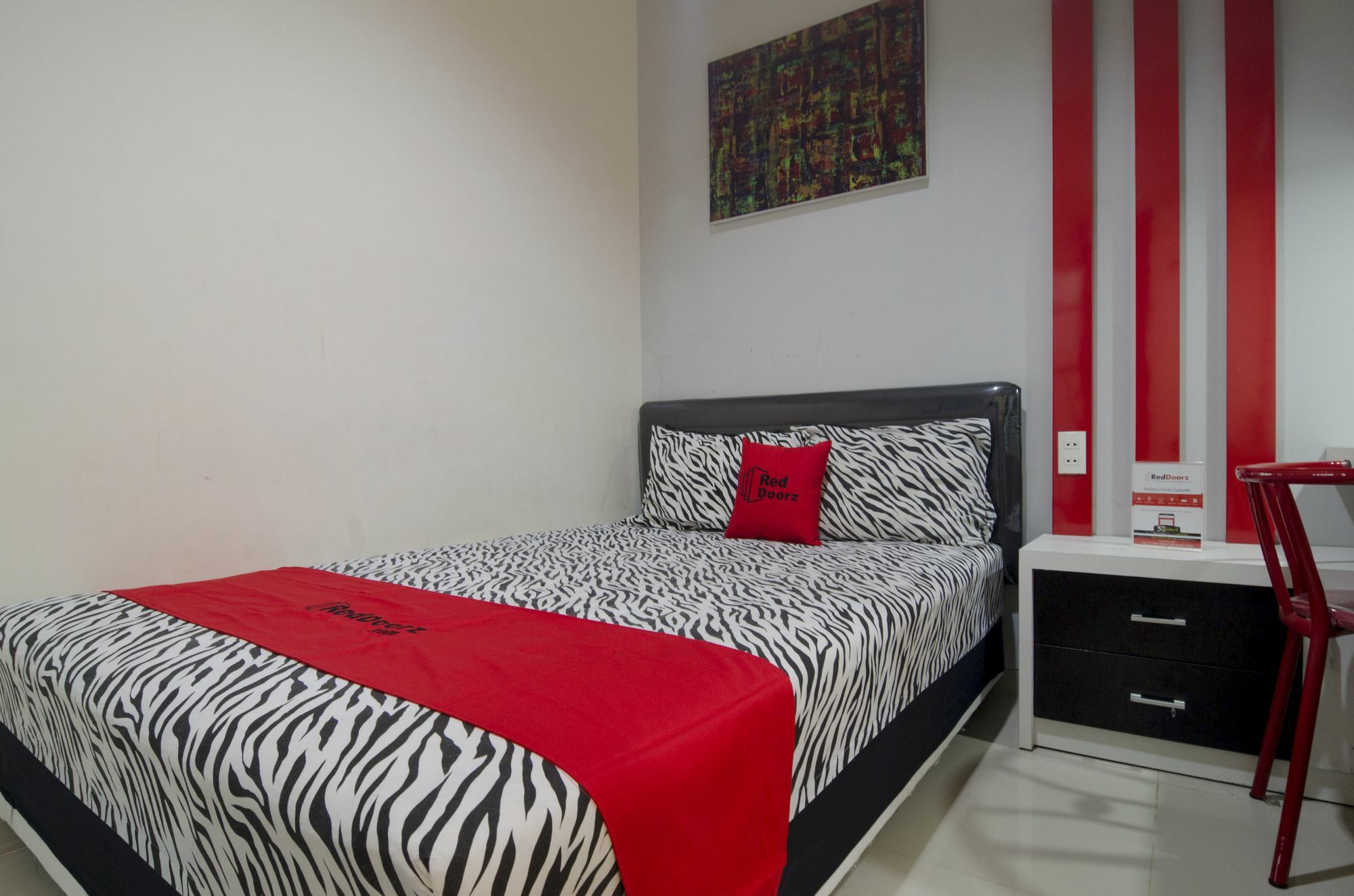 Hotel Reddoorz Near Lawang Sewu Semarang Exterior foto