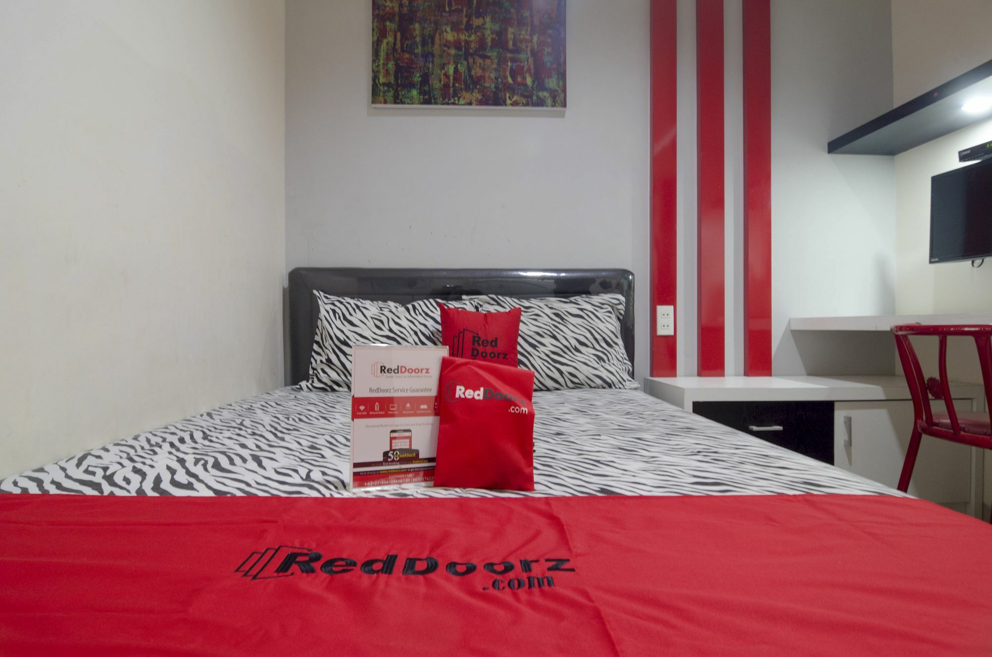 Hotel Reddoorz Near Lawang Sewu Semarang Exterior foto